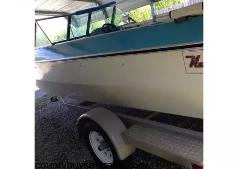 Classic Runabout 17 Ft Runabout Boat